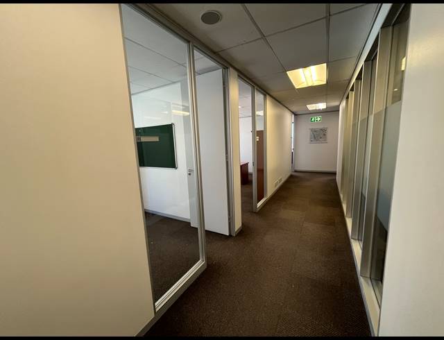 676M² OFFICE TO LET IN CAPE TOWN CITY CENTRE